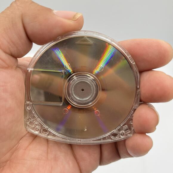 Angels & Demons (Uni Media Disc, 2009) PSP - Picture 2 of 2